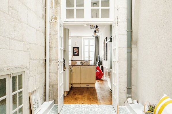 Interior - In the heart of downtown La Rochelle, Espace Combine Charme Et Confort (LA ROCHELLE)