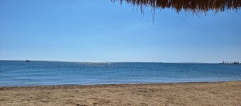 Cozy 1BR in Princess Resort with Pools & Private Beach