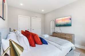 1 soverom, strykejern/-brett, reiseseng for barn og wi-fi (inkludert)