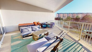 Property grounds - Tides 108 - Gulf Front Resort - Perfect Location! (Miramar Beach)