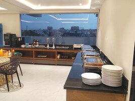 Breakfast, lunch and dinner served