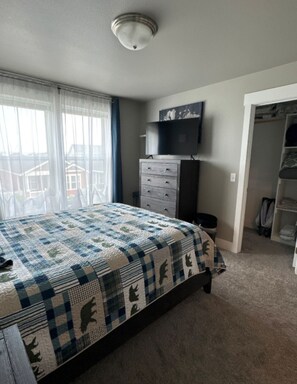 2 chambres, lit parapluie, Wi-Fi, draps fournis