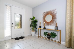 Interior - 510 BS - 5BD Elegant Escape: Private Haven (Four Corners)