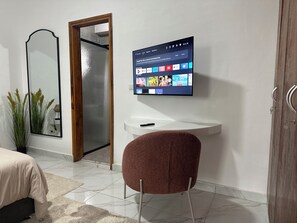1 chambre, fer et planche à repasser, Wi-Fi, draps fournis