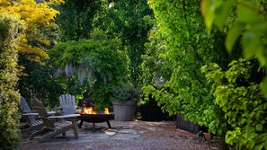 Property grounds - Escape to Karlen’s Retreat - A Light-filled country hideaway perfect for up to six guests (Daylesford)