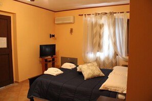 Desk - B&B La Collina (Pago Veiano)