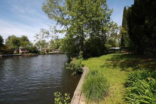Ferienhaus direkt an der Spree