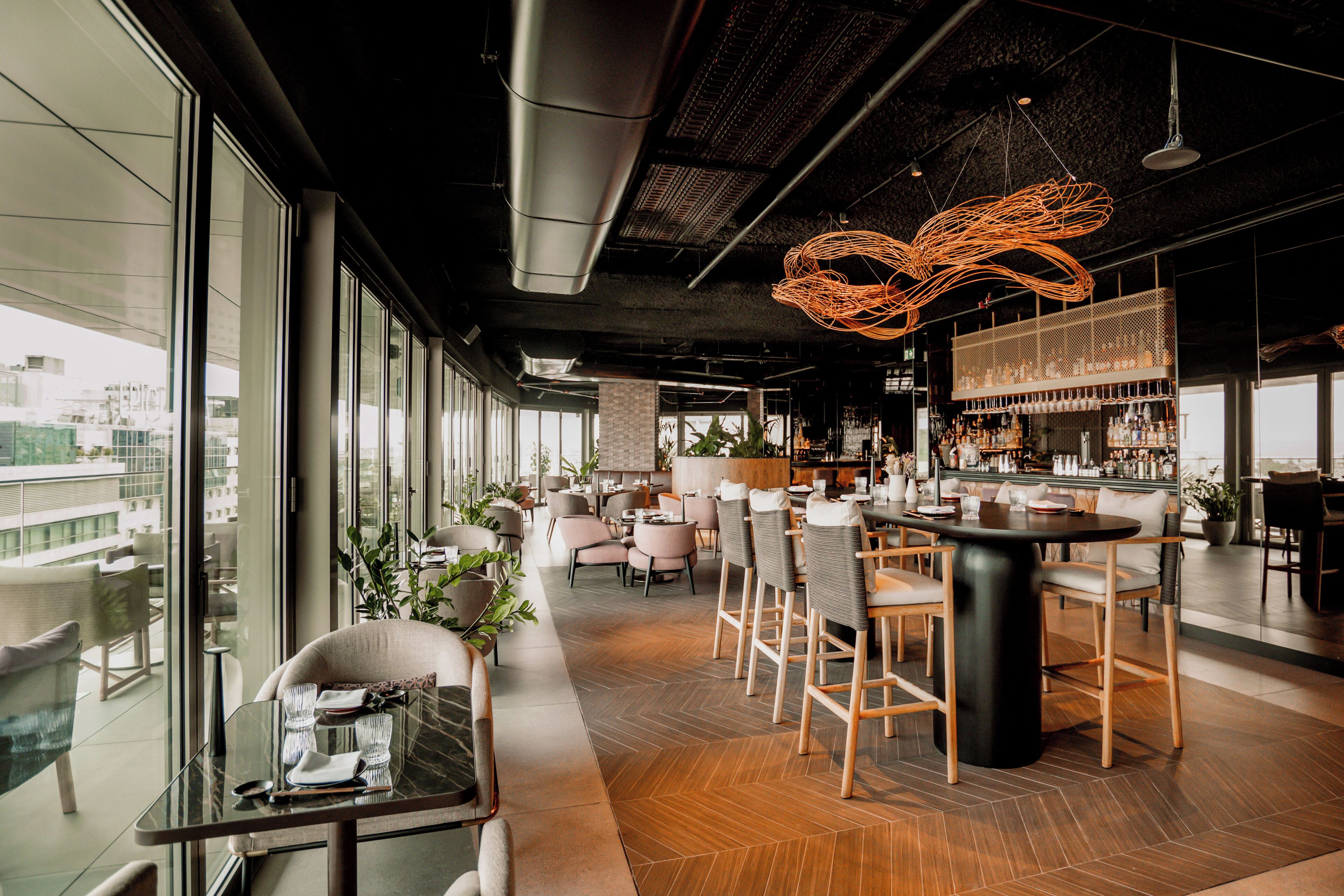 2 Restaurants, moderne, europäische Küche