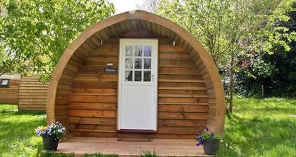 Honeysuckle Glamping Pod