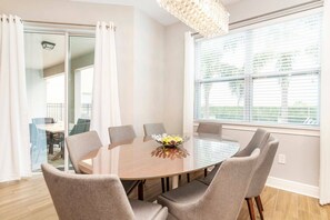 House | 6 bedrooms - Encore 6bd Theater Gameroom Pool Play (Kissimmee)