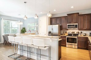 House | 6 bedrooms - Encore 6bd Theater Gameroom Pool Play (Kissimmee)