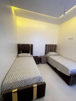 2 bedrooms, iron/ironing board, WiFi - Saidia Luxe (Saidia)