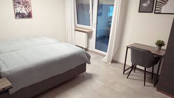 3 camere