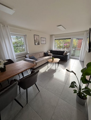 Nisay Home - Schorndorf - City Apartment