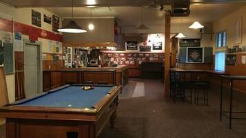 บาร์ (ในที่พัก)