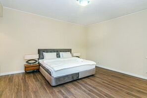 3 bedrooms, iron/ironing board, free WiFi - SEA VIEW REZIDENS (Baku)