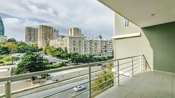 Apartment, Sea View | 3 bedrooms, iron/ironing board, free WiFi