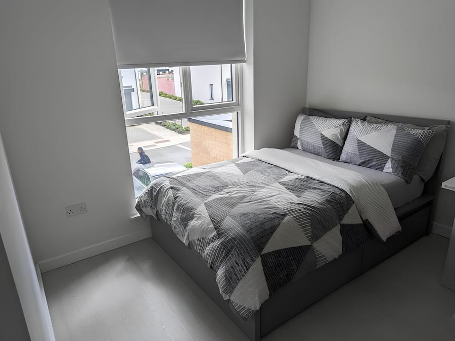 Doppelzimmer, Blick auf den Innenhof | Schreibtisch, laptopgeeigneter Arbeitsplatz, kostenloses WLAN