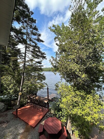 717 West Shore Rd.