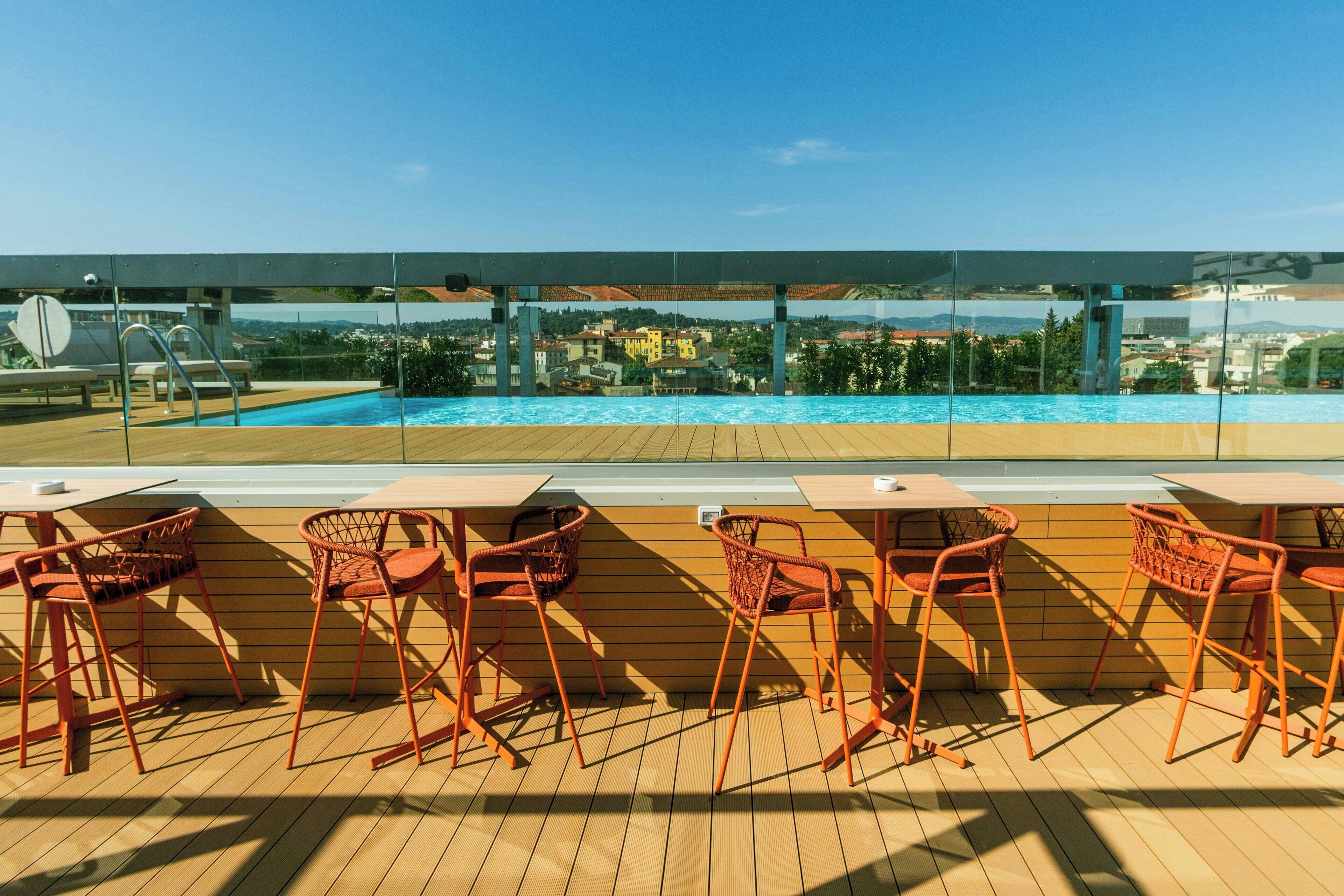 Sesongbasert utendørsbasseng