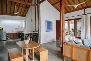 Interior - Stylish 3-Bdr Villa in Pererenan (Mengwi, Kabupaten Badung)