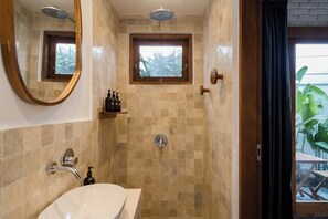 Hair dryer, towels, soap, shampoo