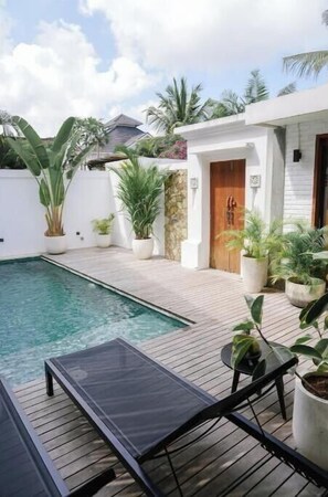 Outdoor pool - Stylish 3-Bdr Villa in Pererenan (Mengwi, Kabupaten Badung)