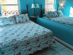 1 dormitorio, tabla de planchar con plancha, wifi gratis y ropa de cama