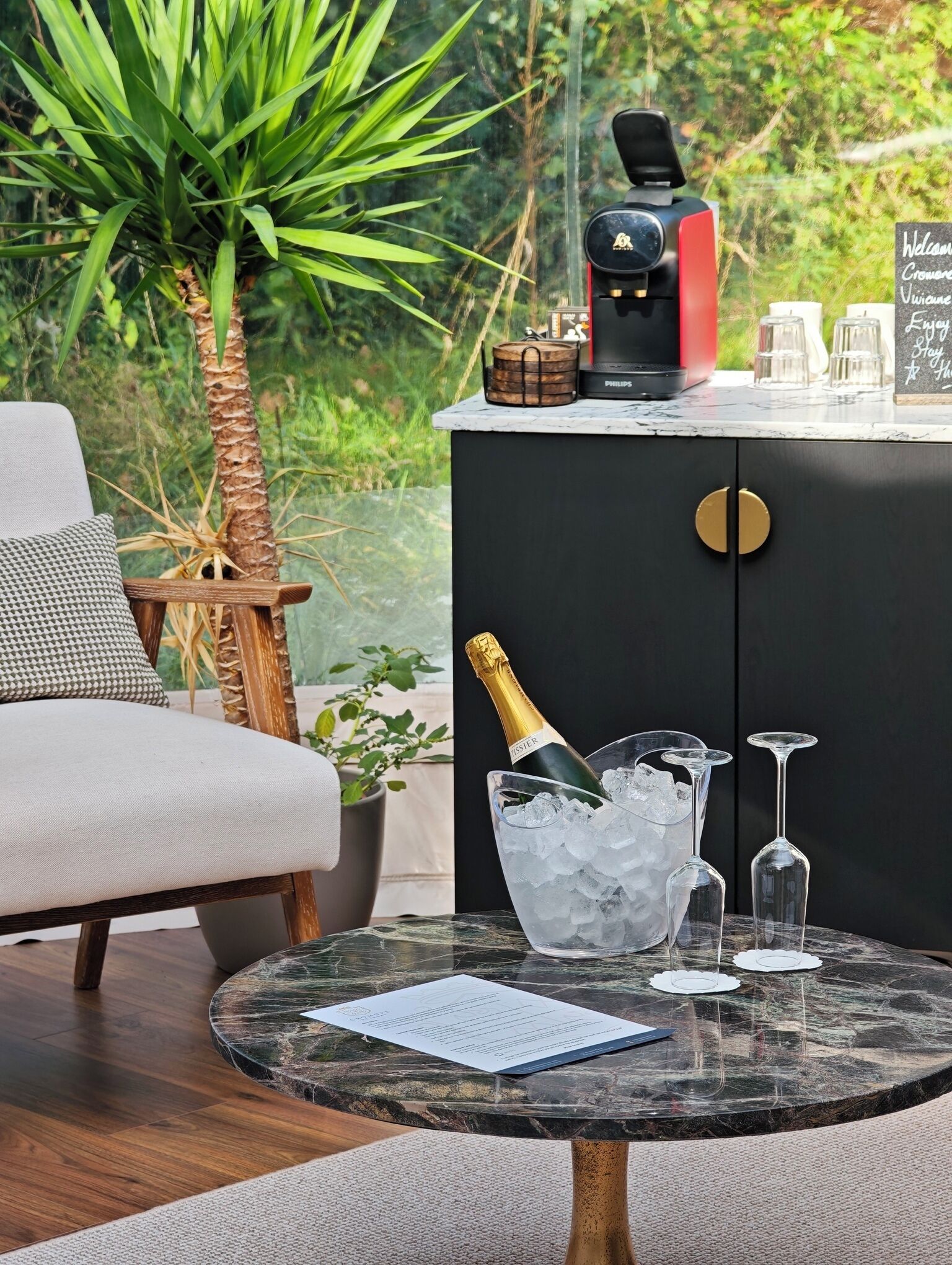 Cabana superluxo, vista para o jardim | Área de estar