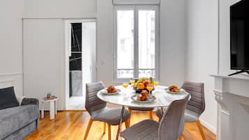 40-inch Smart TV with satellite channels