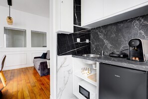 CafetiÚre/bouilloire, bouilloire électrique