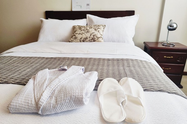 Quarto solteiro | Quartos à prova de som, Wi-Fi de cortesia