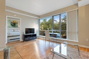 Televisión LCD de 40 pulgadas con canales por cable