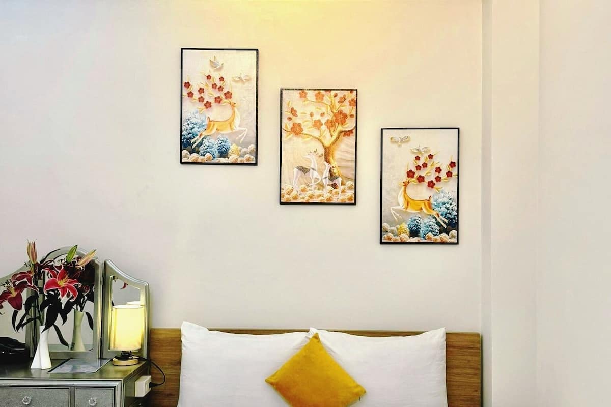 Standard Double Room | Desk, blackout curtains, soundproofing, iron/ironing board (on request)