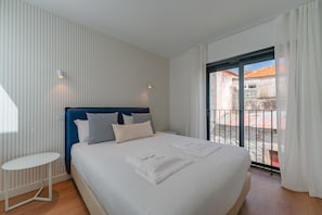 2 dormitorios, tabla de planchar con plancha, wifi gratis y ropa de cama