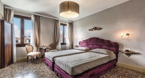 5 bedrooms, desk, iron/ironing board, free WiFi