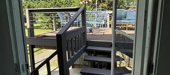 River Living - One Story - 2 bd/2ba - On the River - 2Blks to Main St - VIEWS