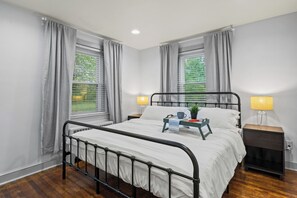 2 chambres, fer et planche à repasser, Wi-Fi, literie fournie