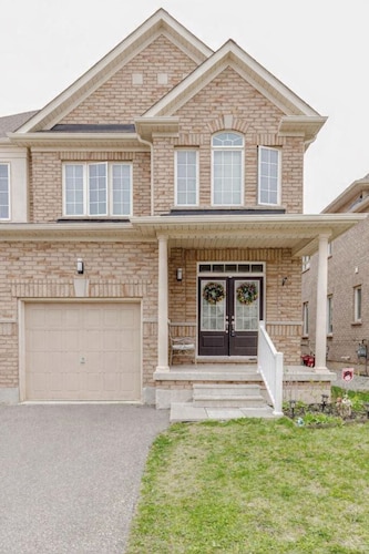 Cozy and private  1-bedroom basement apartment in a serene Milton neighborhood