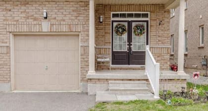 Cozy and private 1-bedroom basement apartment in a serene Milton neighborhood