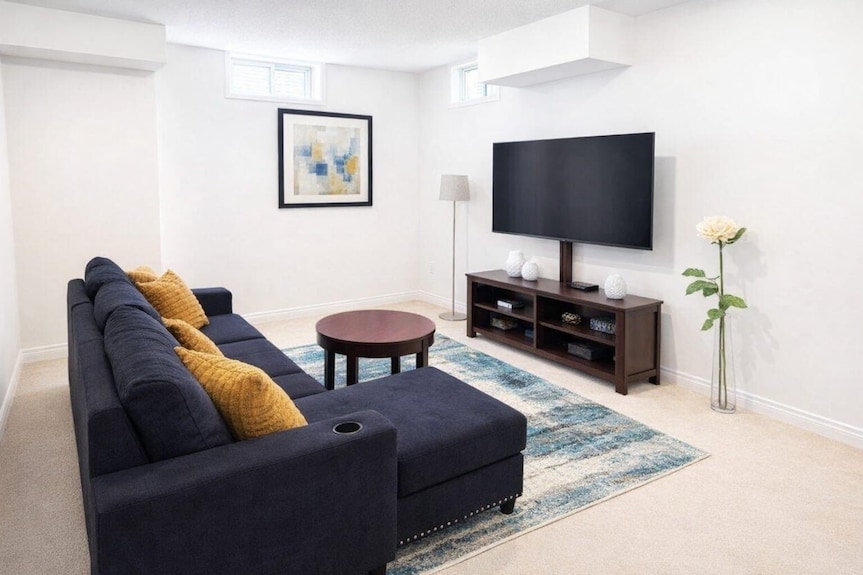 Cozy And Private 1-bedroom Basement Apartment In A Serene Milton Neighborhood - Ontario
