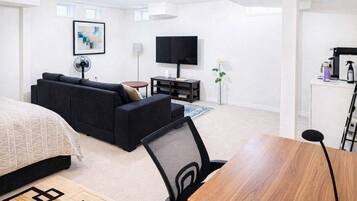 1 chambre, fer et planche à repasser, Wi-Fi, literie fournie