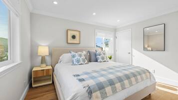 4 quartos, ferros/tábuas de passar roupa, Wi-Fi, roupa de cama