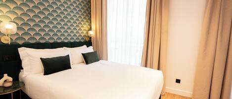 Deluxe Double Room, City View