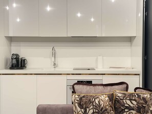 Apartment | 2 bedrooms, Internet - Casa Cornalia in Milano (Milan)