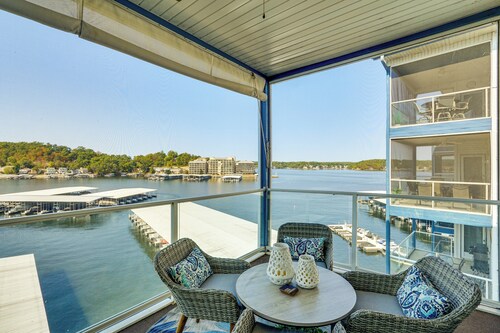 'sunshine Shack' Lake Ozark Condo: Pool, Lake View