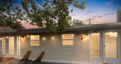 Stylish Museum Apt 3 Comfort & Culture Combined 1 Bedroom Duplex