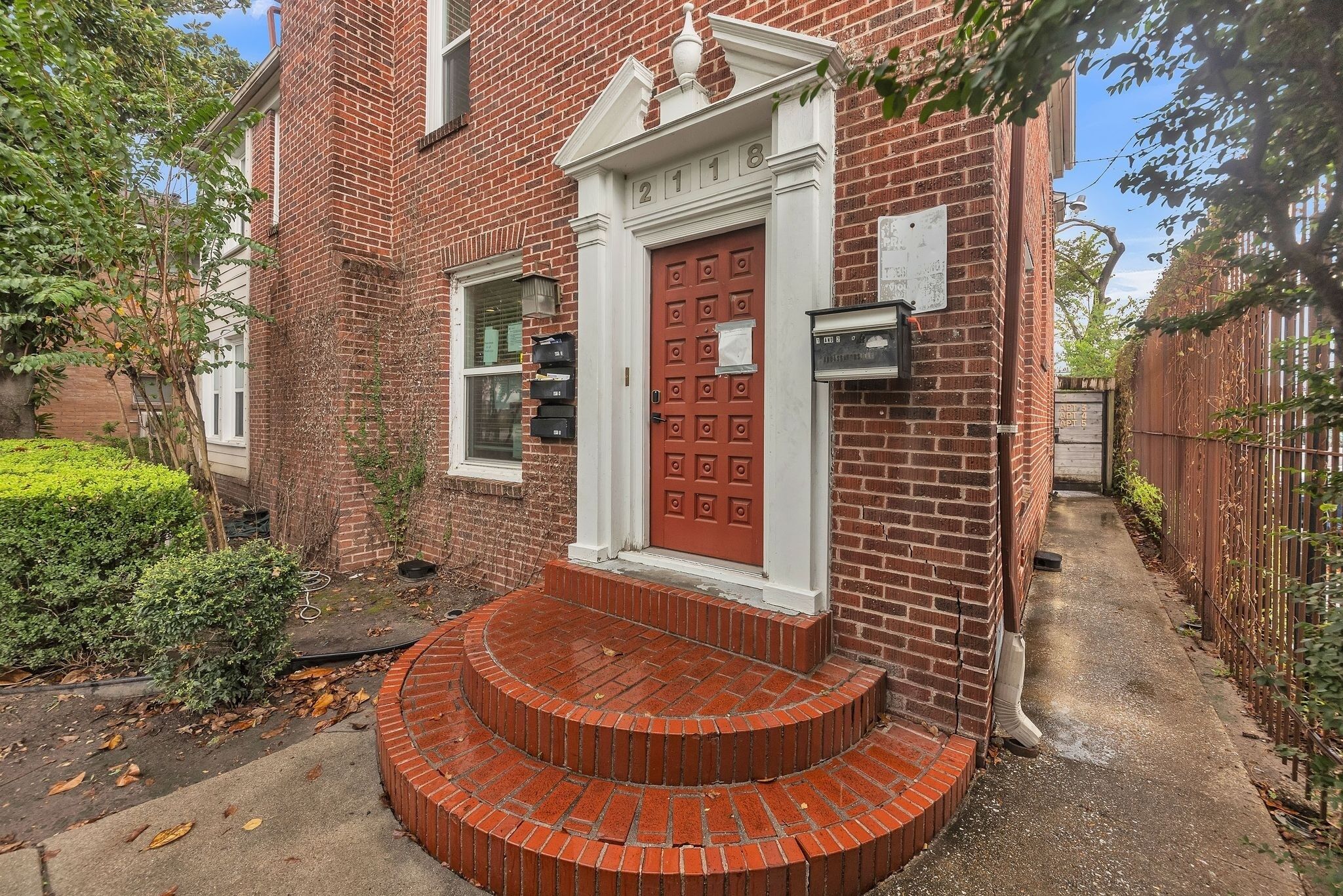Duplex, 1 Bedroom | Exterior detail