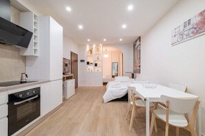 1 bedroom, Internet - Casa Mascarella in Bologna (Bologna)