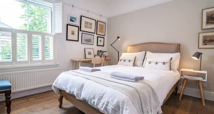 Host Stay Terrace on Canal